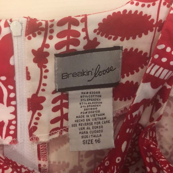 Eye catching red and white print dress - Picture 8 of 8